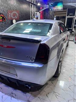 کرایسلەر 300